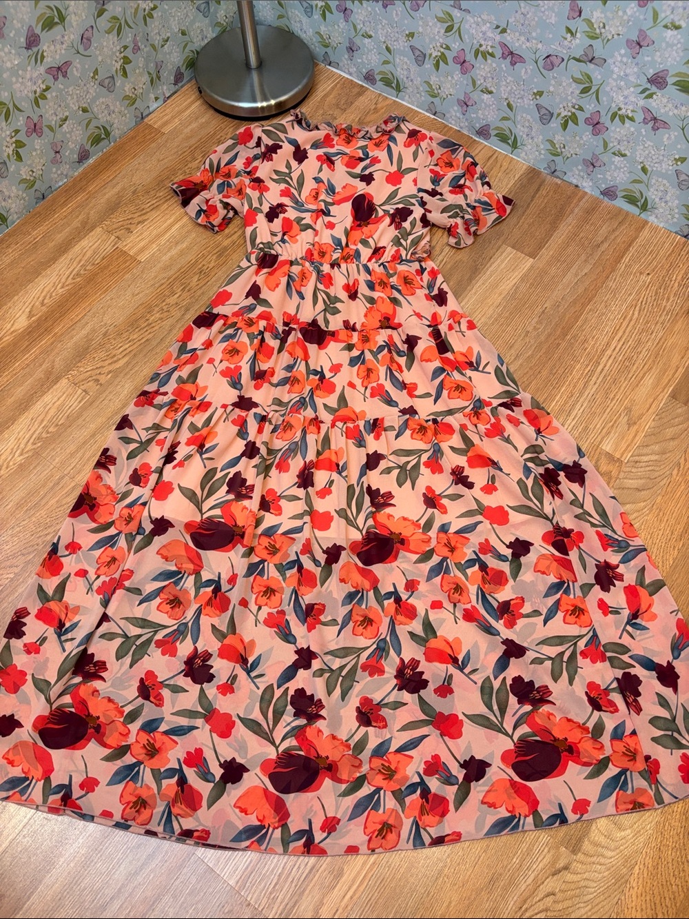 Elegant peach and coral pink burgundy floral ruffle maxi dress. Size M. - Picture 9 of 17